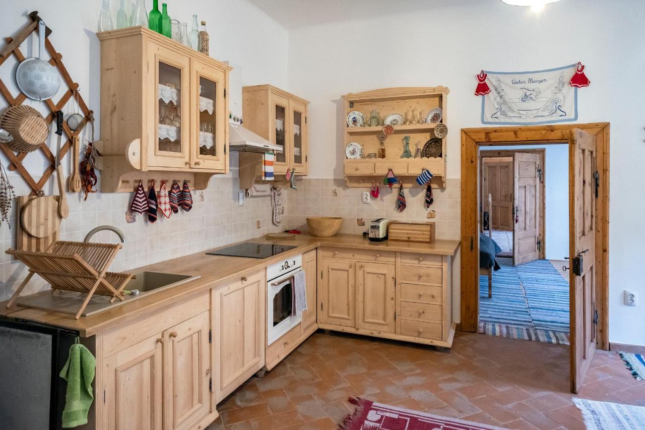 Villa Rihuini Eco Wine House Transylvania Riomfalva Kültér fotó